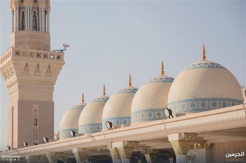 المظلات المتحركة 